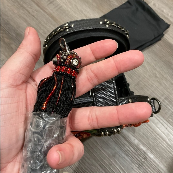 Mary Frances Heart Strings Floral Hand Beaded Handbag - Picture 12 of 12